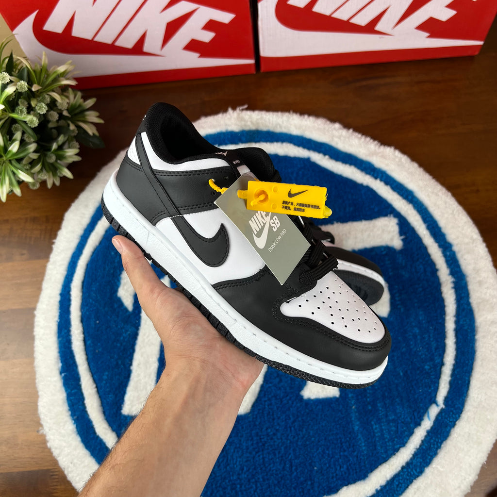 Nike Dunk Panda